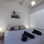 Διαμέρισμα Modern 1-bedroom In By Sf Homes