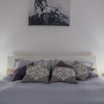 Modern 1-bedroom In By Sf Homes Διαμέρισμα Βαλέτα