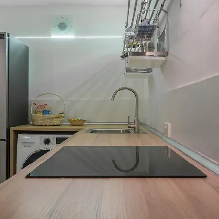 Modern 1-bedroom In By Sf Homes