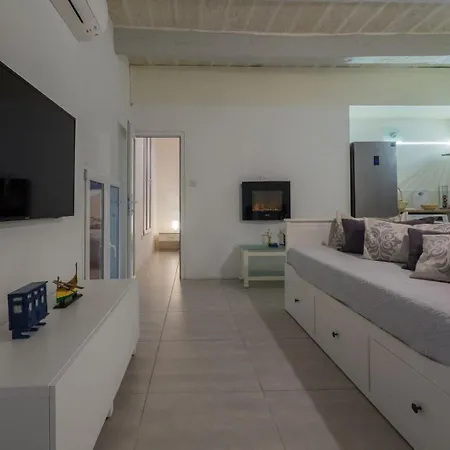 Διαμέρισμα Modern 1-bedroom In By Sf Homes Βαλέτα