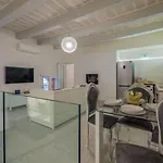 Modern 1-bedroom In By Sf Homes Apartment *