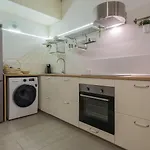 Modern 1-bedroom In By Sf Homes *